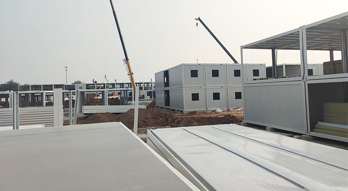 保定顺平方舱医院施工现场